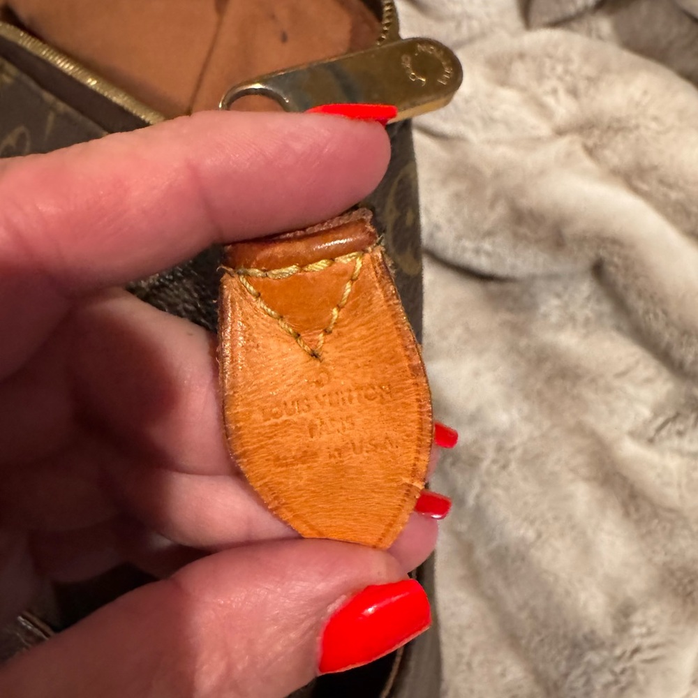 Louis Vuitton Classic Monogram Totally “GM” - Picture 12 of 16